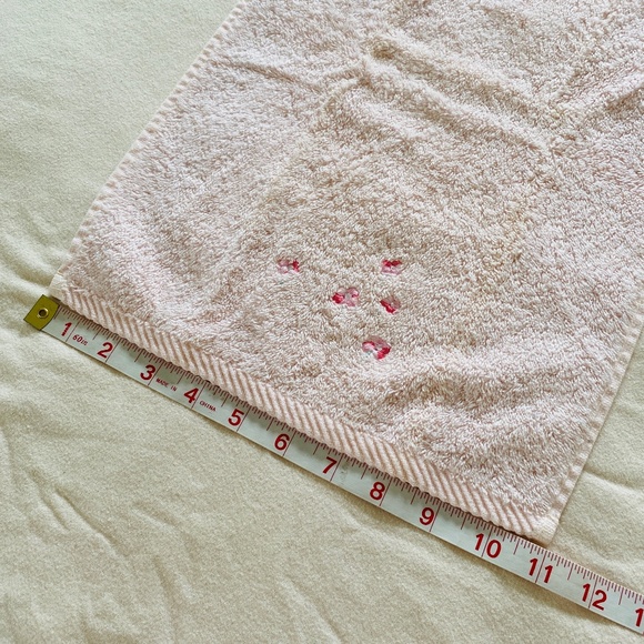 Set of 4 I Embroidered Turkish Fingertip Towels - Picture 15 of 16